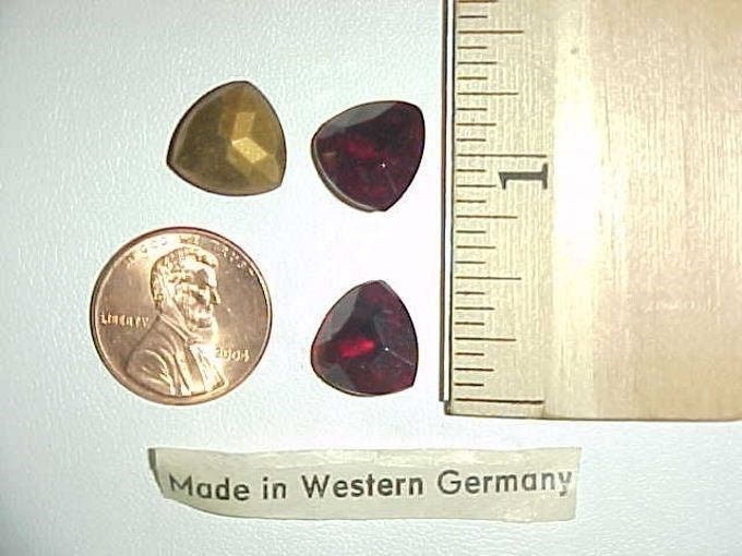 置物 Ruby 6 Vintage Ruby Glass 12mm. Shield Triangle Gems L466 - Etsy