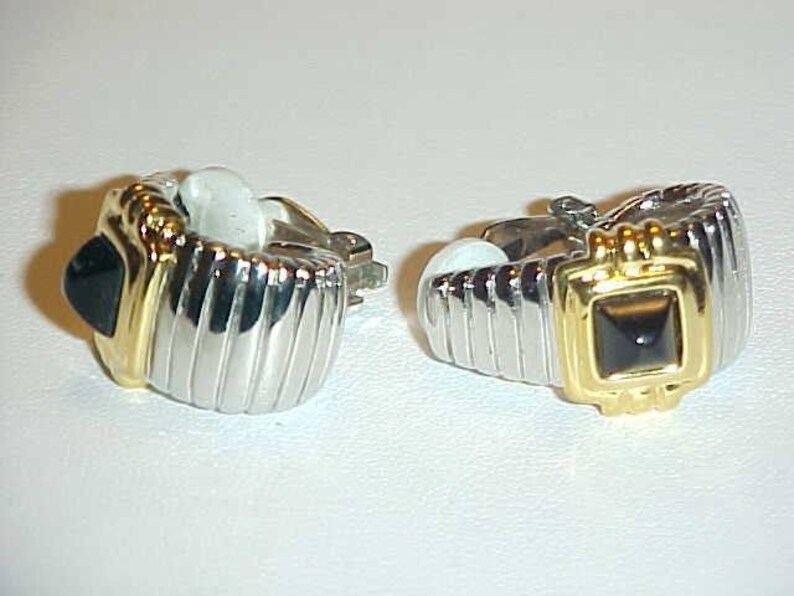 Vintage Joan Rivers Ribbed Hoop Jet Gem Earrings Original Box And Romance Card J64