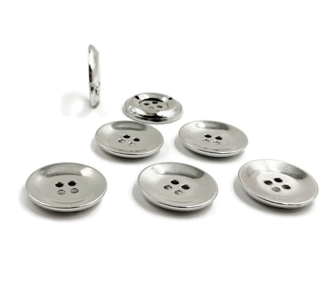 18 Vintage Silver Aluminum Metal Classic Style 22.5mm. Round 4-hole ...