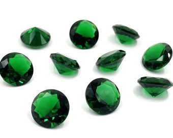 6 Vintage Brilliant Cut Glass Emerald 12mm. Round Rhinestone Unfoiled Jewels T967