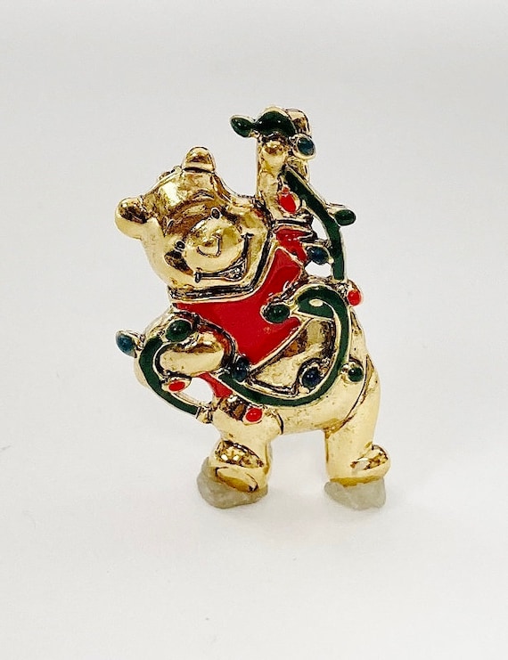 Vintage Winnie the Pooh Stringing Christmas Lights Disney