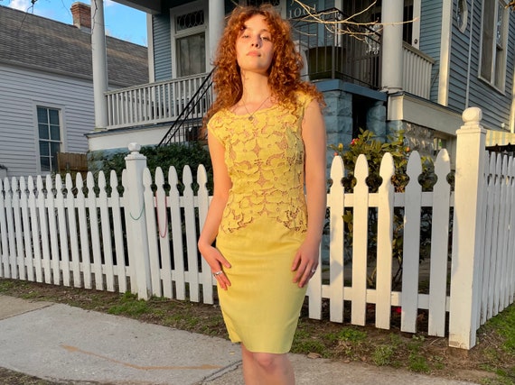Floral Lace Linen Wiggle Dress / 1950s Vintage Dress / Irish Linen / Cut  Out Lace Dress / Moygashel Dress / 50s Wiggle Dress / Butter Yellow - Etsy