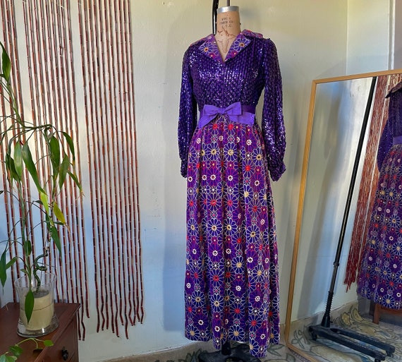 1970s Vintage Oscar De La Renta Gown / Purple Sequ