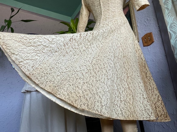 50s Cream Lace Drop Waist Dress / 1950s A Line Co… - image 6