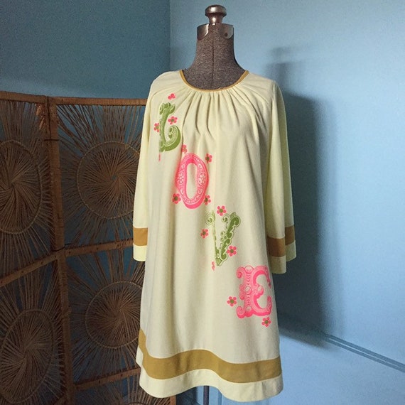 1960s Mod Kitsch Hippie Nightgown Yellow Flannel /