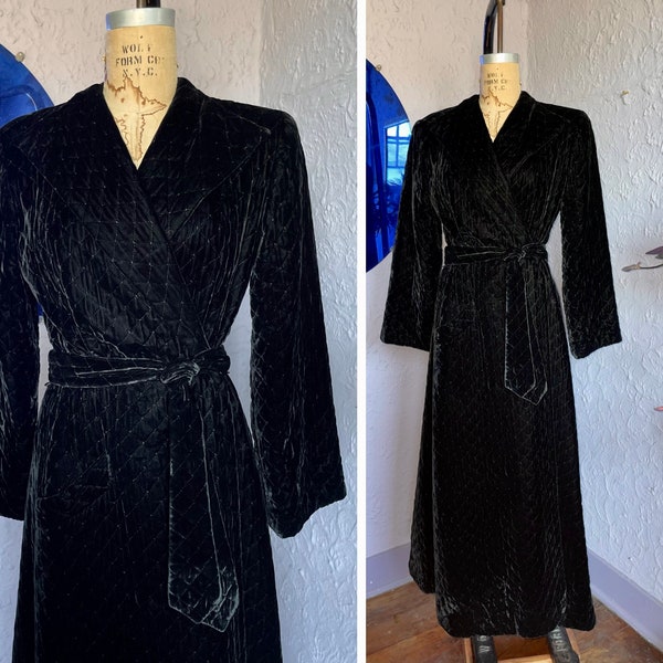 1940s Black Quilted Velvet Dressing Gown w Orange Lining / 30s 40s Old Hollywood Robe / Long Sleeve Maxi Hostess Dress / Witchy Goth Duster