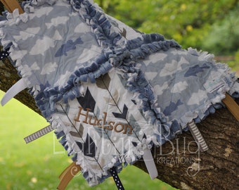 Fish and Arrow Tag Rag Blanket / Burps