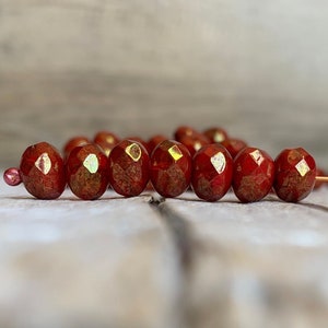 Feuerpolierte rote Glasschliffperlen 9 x 6 mm (10 Stück)