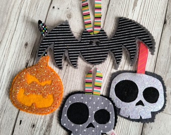 Skull, pumpkin, bat, witches washing line, Halloween