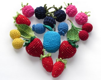 Kitchen play set 16 pcs berries. With or without basket. Eco Friendly toy - Crochet play food - stuffed fruit - vegan toys - berry