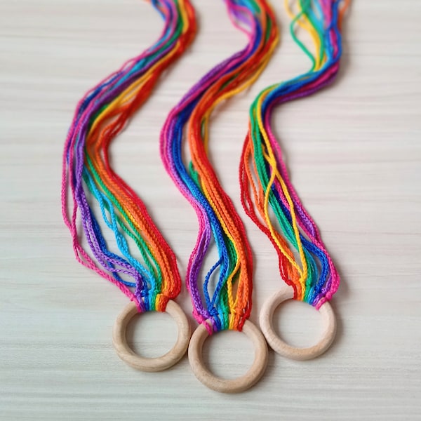 Hand Kite (1pc+) - Wooden Ring & Cotton Yarn - Rainbow Colors. Party Favor. Movement Activity. Rhythm
