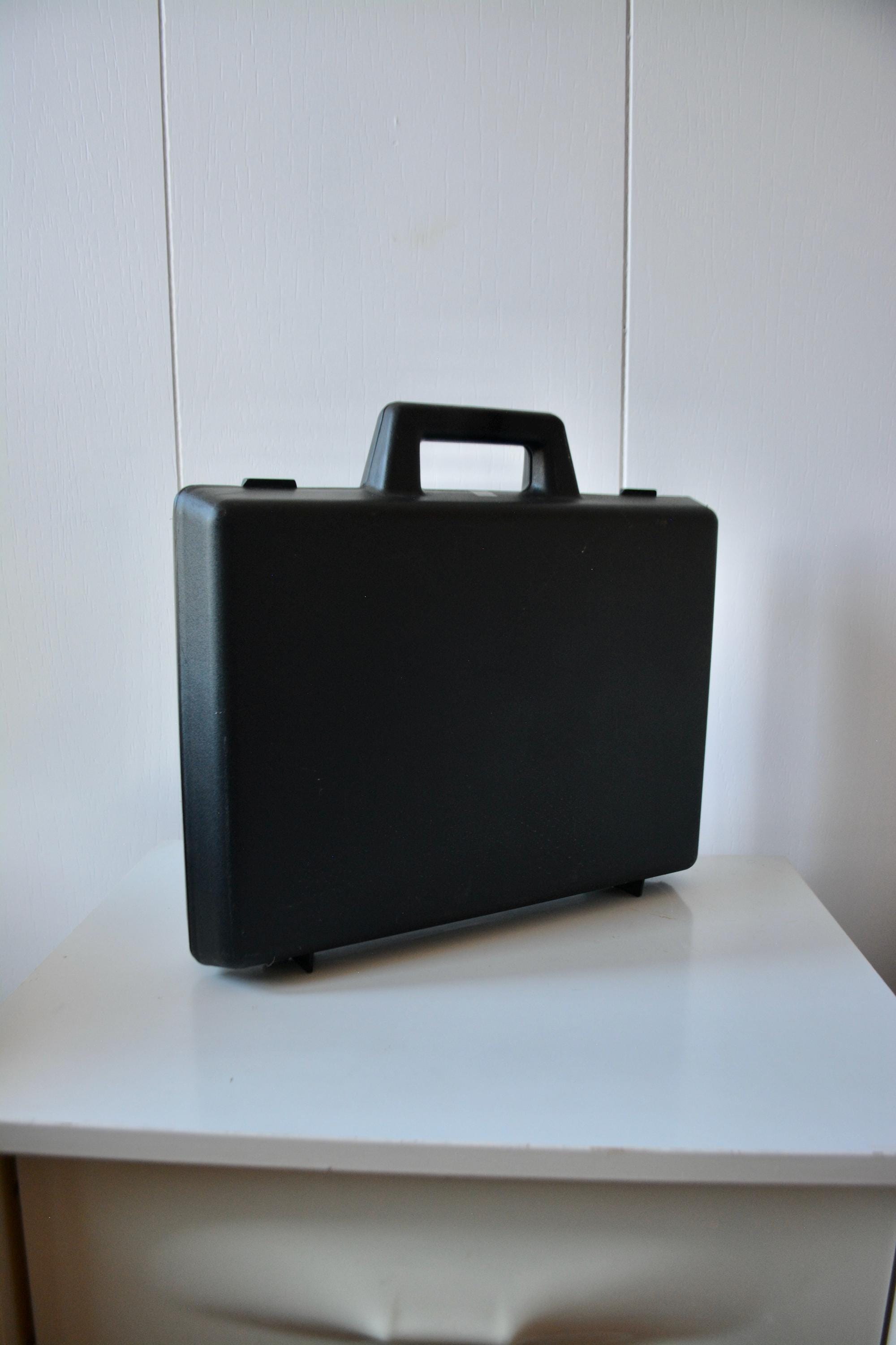 1980s VINTAGE・PROTEX・HARD・CASE s-l1200.jpg