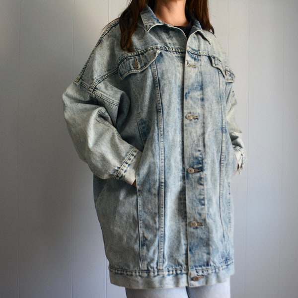 Vintage Light Wash Long Loose Denim Jacket. Vintage Unisex Long Acid Wash Casual Jean Jacket. 80s 90s Oversized Light Wash XL Denim Jacket