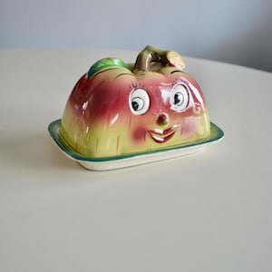 Vintage Mid Century Enesco Anthropomorphic Collectible 2K2532 Apple Butter Dish. 50s Ceramic Japan Rare Hand Painted Covered Butter Dish