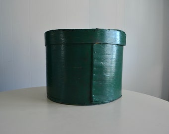 Vintage Antique Primitive Large Round Cheese Box Painted in Green. Bent Wood Round Cheese Box With Lid. Wooden Handmade Folk Art Container