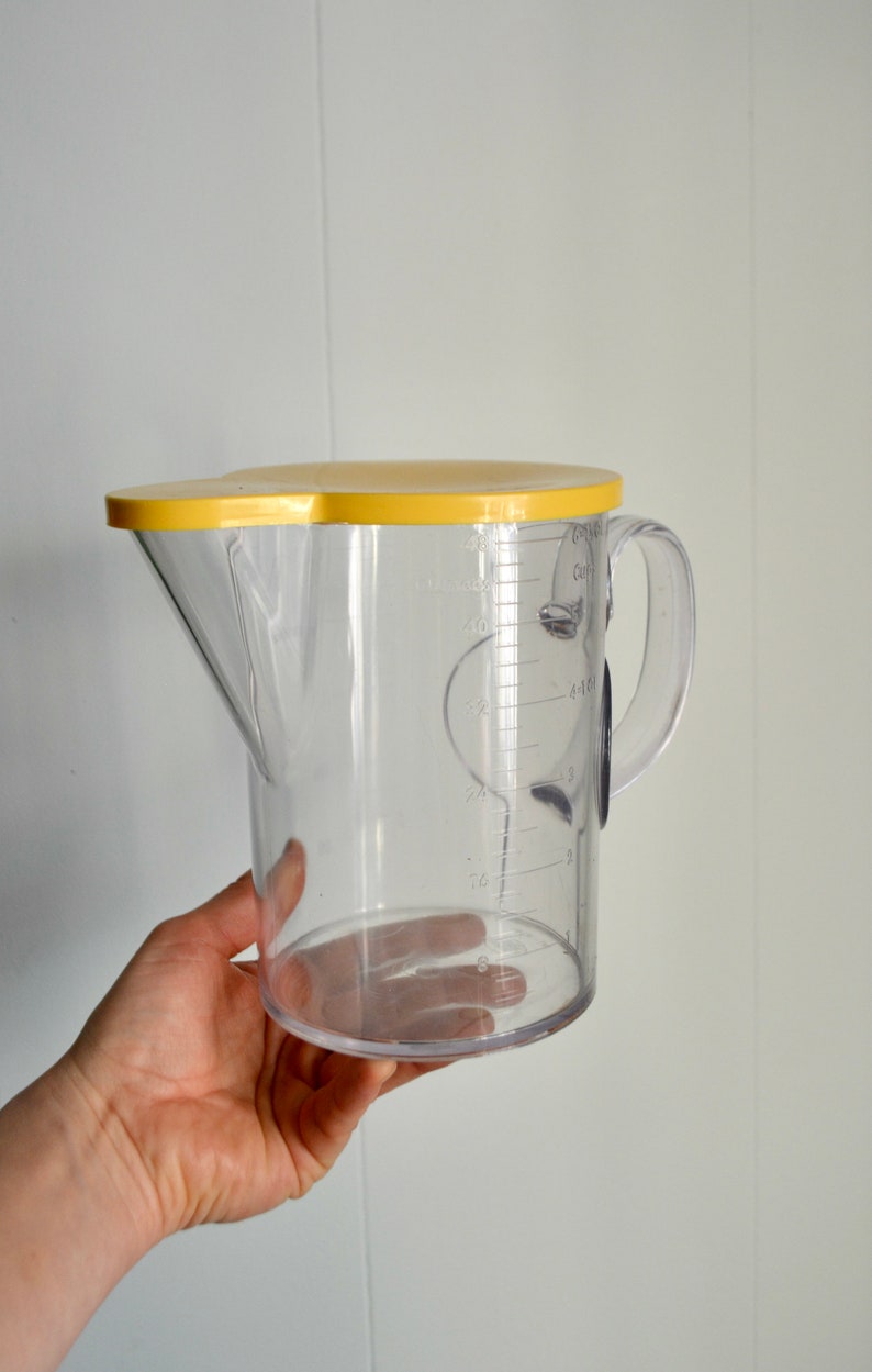 Vintage Dansk Gunnar Cyren Denmark Lidded Measuring Pitcher. Yellow Lid Mod Plastic Measuring Cup. 70s Retro Kitchen Cooking Accessories image 5