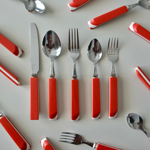 Vintage Stainless 80s Red White Striped Plastic Flatware Large Set for 8. Postmodern Retro Silverware Plastic Handle. 1980s Forks Spoons Set