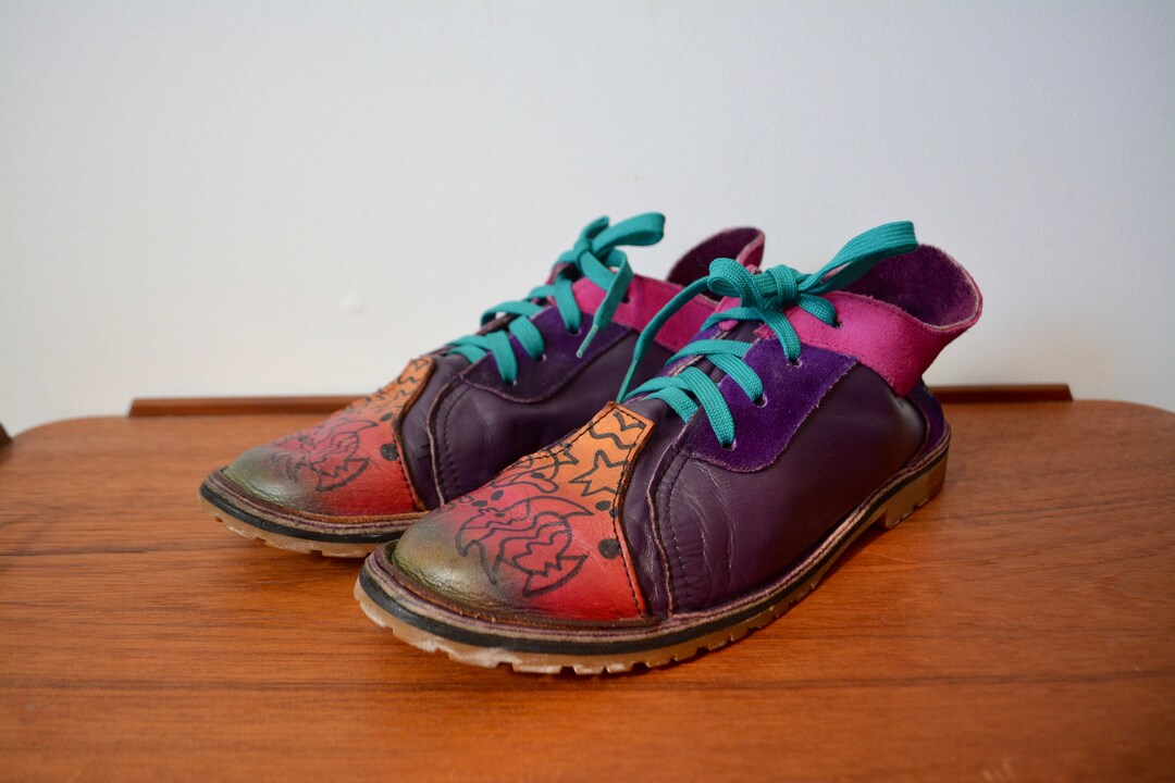 靴 Painted leather shoes il_1080xN.1797375522_5zoc.jpg