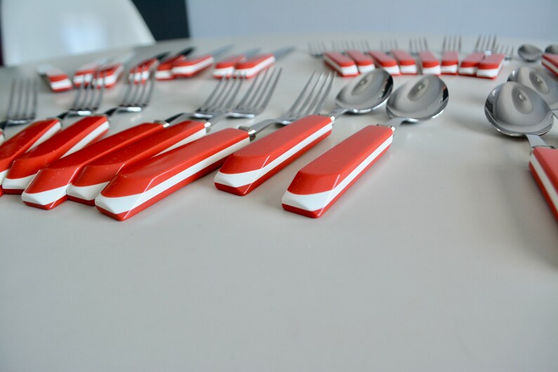 Vintage Stainless 80s Red White Striped Plastic Flatware Large Set for 8. Postmodern Retro Silverware Plastic Handle. 1980s Forks Spoons Set image 8