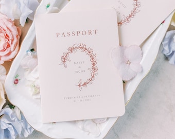 Passport Wedding Invite, Invites, Invitation Suite / Travel / Destination / Plane Ticket / Airport / Airline / Boarding Pass / Stationery