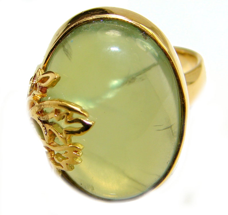 T- 3 8 inch W- 5 8 Prehnite Sterling Silver Ring code 15-mar-19-19 weight 8.90g Size 8 dim L- 7 8
