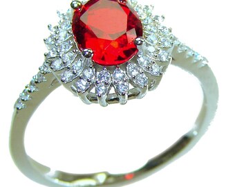 Anillo de cóctel de plata de ley con rubí, talla: 7.25 / Gema ovalada de 2.8 ct, regalo artesanal para ella.