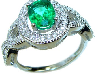 Vibrant Green Topaz .925 Sterling Silver handcrafted Ring size: 8