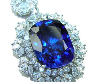 Pendentif en cyanite bleu profond fait main en argent sterling luxueux cadeau de bijoux de pierres précieuses rectangulaires