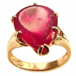 Anillo de rubí de Cachemira talla pera, oro de 18 quilates sobre plata 925. Piedra preciosa roja única, talla 5 3/4. Joyería hecha a mano, regalo perfecto.