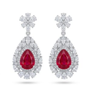 Pendientes llamativos de plata de ley con rubíes, hechos a mano. Joyas con deslumbrantes piedras preciosas rojas. Regalo ideal para ella.