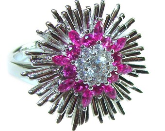 Anillo Royal Red Star de plata de ley 925 con rubí auténtico, talla 6.25. Regalo único de joyería con piedras preciosas.