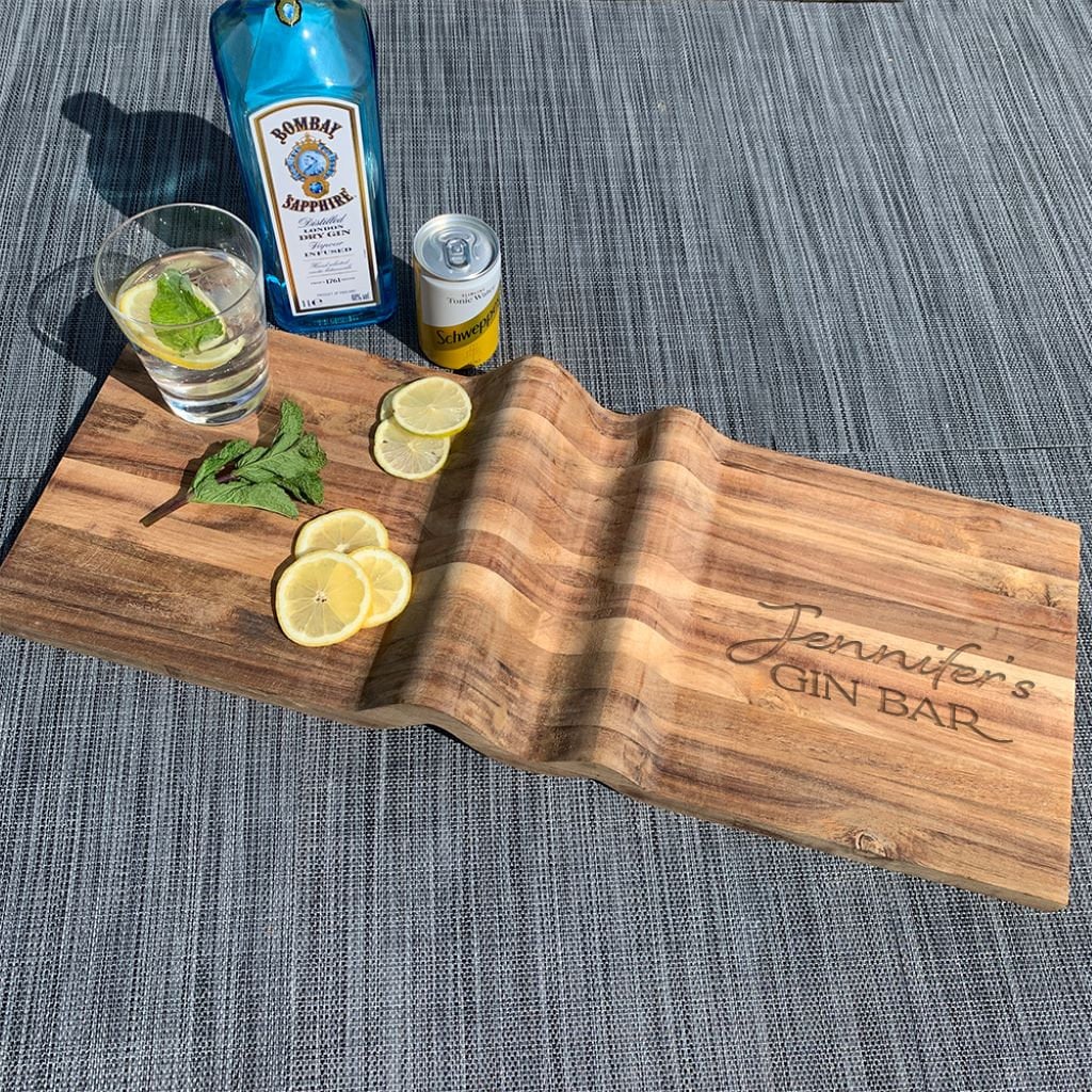 Tabla De Cortar De Cristal Templado Gift Base - Diseño Botella De Ginebra, 317x113 Mm, Lavado A Mano