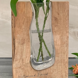 Personalised Engraved Wooden Vase Personalized Mother's Day Gifts for Her Him Anniversary Wedding Birthday Family House Decor Couples Names