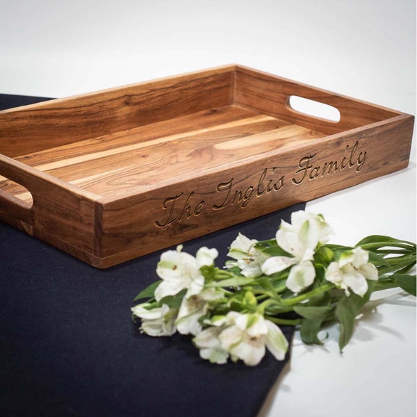 Bandeja de servicio de madera de acacia personalizada - Bandeja de madera grande - Desayuno en la cama - Regalo de boda - Aniversario - Té de la tarde - Rústico