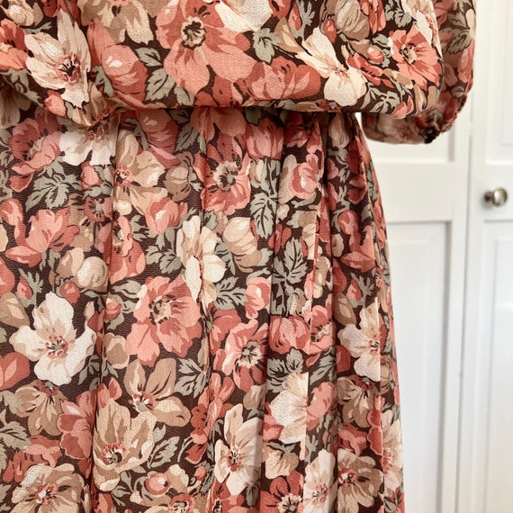 Vintage 70s Floral Off-Shoulder Dress, Small - image 3