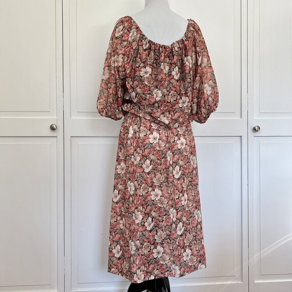 Vintage 70s Floral Off-Shoulder Dress, Small - image 4