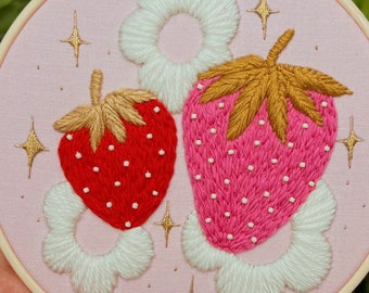 Floral Strawberry - PDF Embroidery Pattern