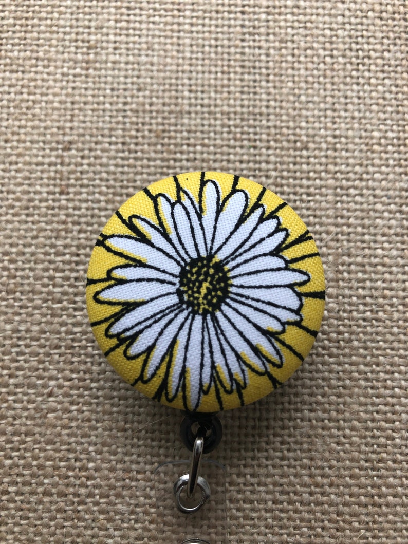 RN Badge Reel Retractable ID Badge Nursing Badge Reel Nurse ID Badge Gift for Her Name Badge Holder Daisy Nurse Badge Reel