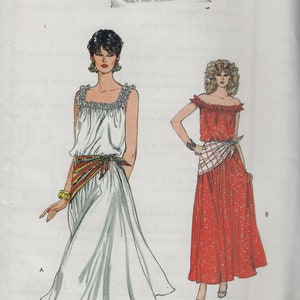 Jurk, elastische halslijn en sjaal - Vogue 8344 - ongesneden patroon