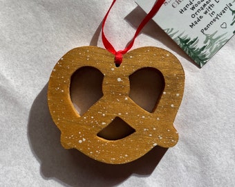 Custom Hand-crafted wooden pretzel ornament. 6in