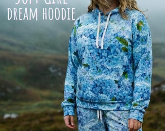 Floral Hoodie Women Botanical Sweatshirt Hydrangea Print Pullover Casual Loungewear Outfit Nature Inspired Garden Clothing Flower Enthusiast