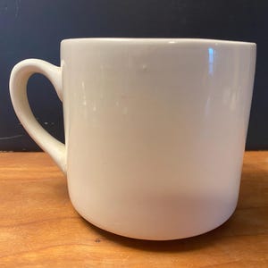 Fish’s Eddy Ironstone Restaurant Ware Off White Coffee Mug 12oz