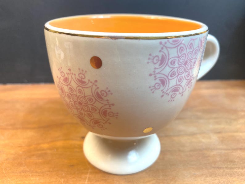 Anthropologie Footed Podest-Tasse Lavendel Mandala Design Orange Seltener Fund Bild 1