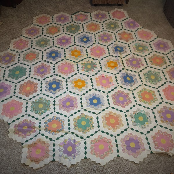 Grandmas Flower Garden Quilt Top, Hand Sewn With Traditional Green Path