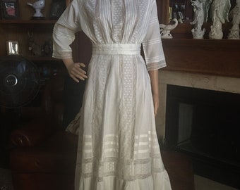 SALE!  Victorian Gown/Dress, Petticoat, ANTIQUE DRESS, Spring Garden Wedding,Photo Op, Cosplay Costume