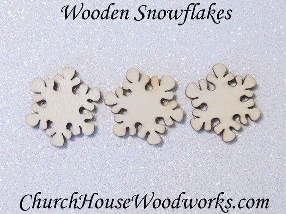 25 SMALL Snowflake Wood Christmas Ornament Supplies Confetti DIY