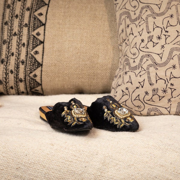 Velvet Black Babouche