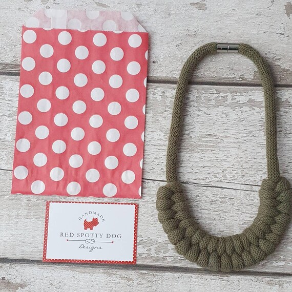 Olive green/khaki Jayne style knotted necklace