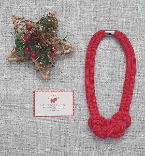 Red Maya style knotted necklace