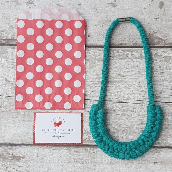 Emerald green Jayne style Knotted necklace
